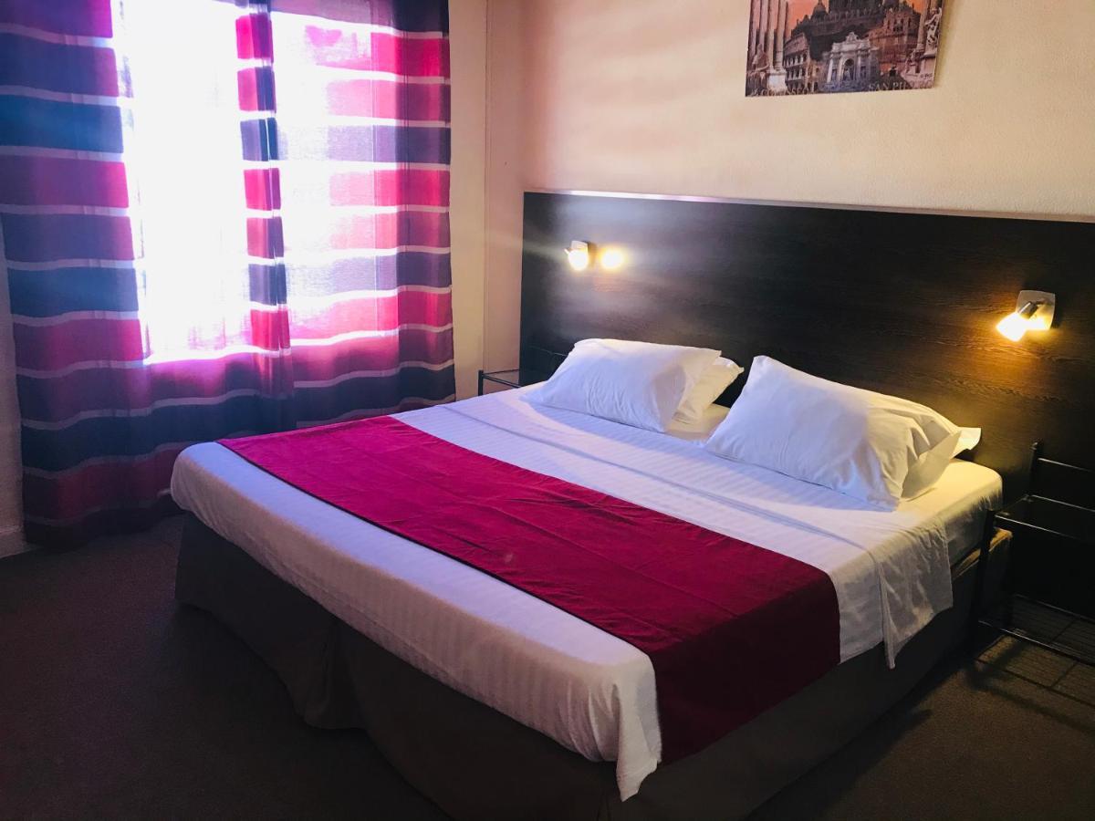 Hotel Savoy Juan-les-Pins Bagian luar foto
