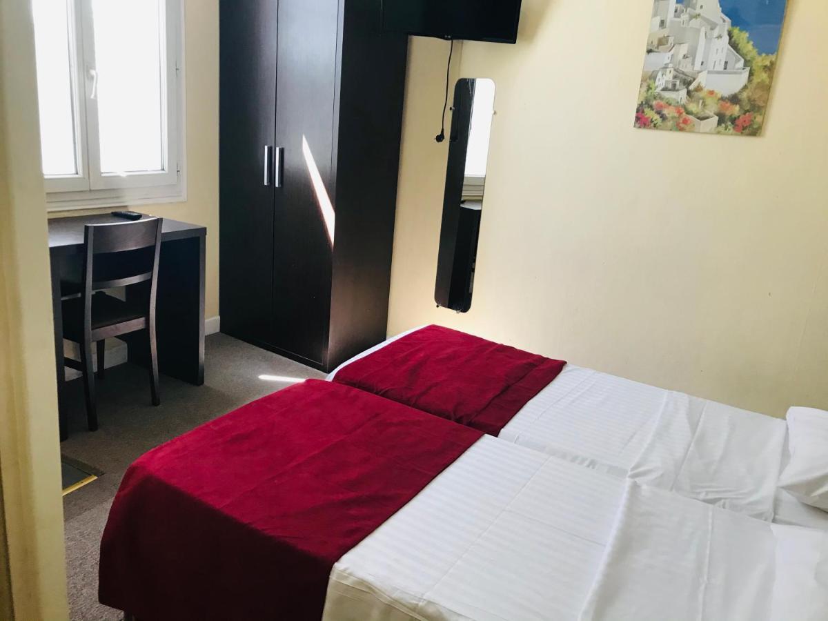 Hotel Savoy Juan-les-Pins Bagian luar foto