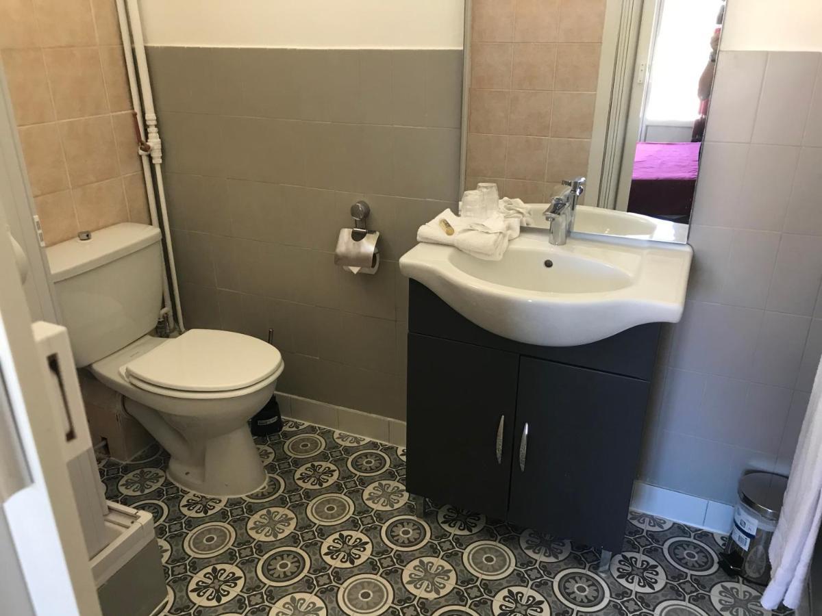 Hotel Savoy Juan-les-Pins Bagian luar foto