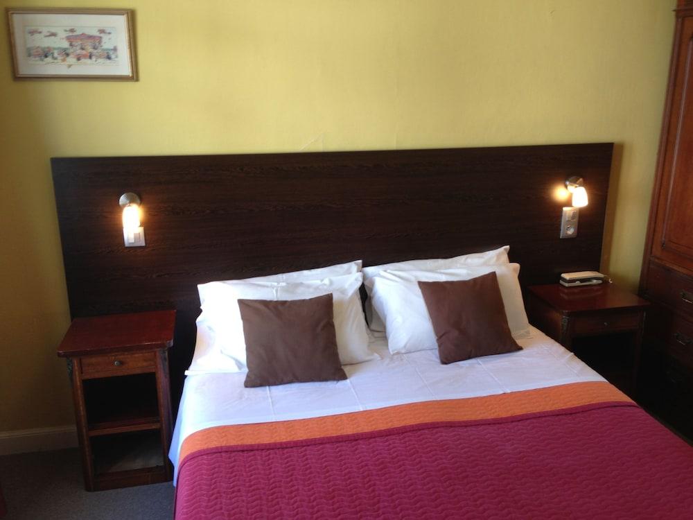 Hotel Savoy Juan-les-Pins Bagian luar foto