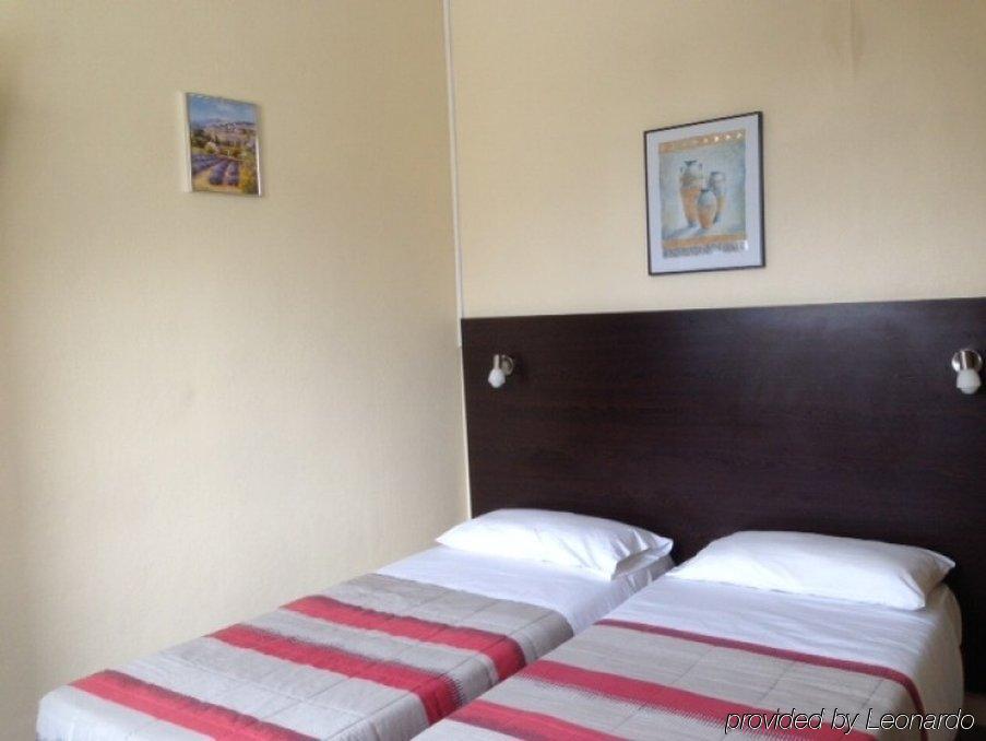 Hotel Savoy Juan-les-Pins Bagian luar foto