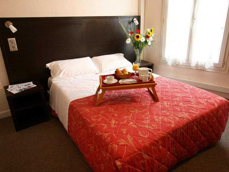 Hotel Savoy Juan-les-Pins Bagian luar foto